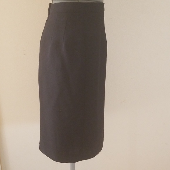 Hillary Charles black skirt - Picture 2 of 5